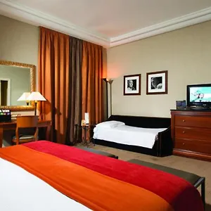 https://dei-mellini.it-romehotels.com