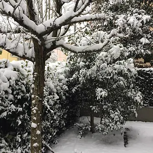 https://bb-lucca-porta-santanna.it-tuscanyhotel.com